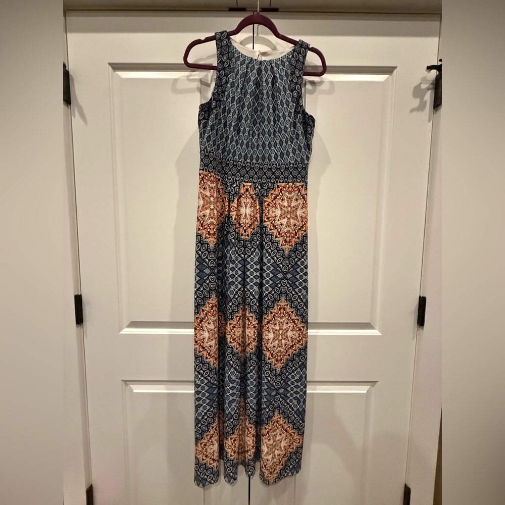 Elegant Blue and Orange Patterned Maxi Dress